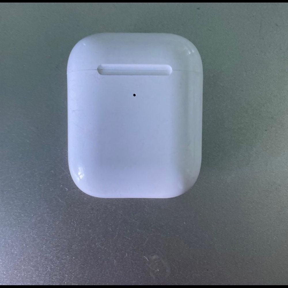AirPods